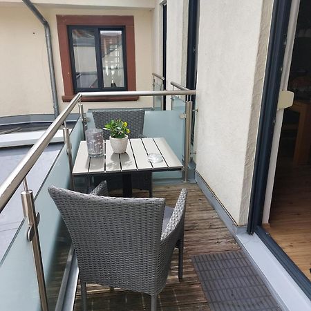 Weingut Schunck Apartment Leinsweiler Bagian luar foto