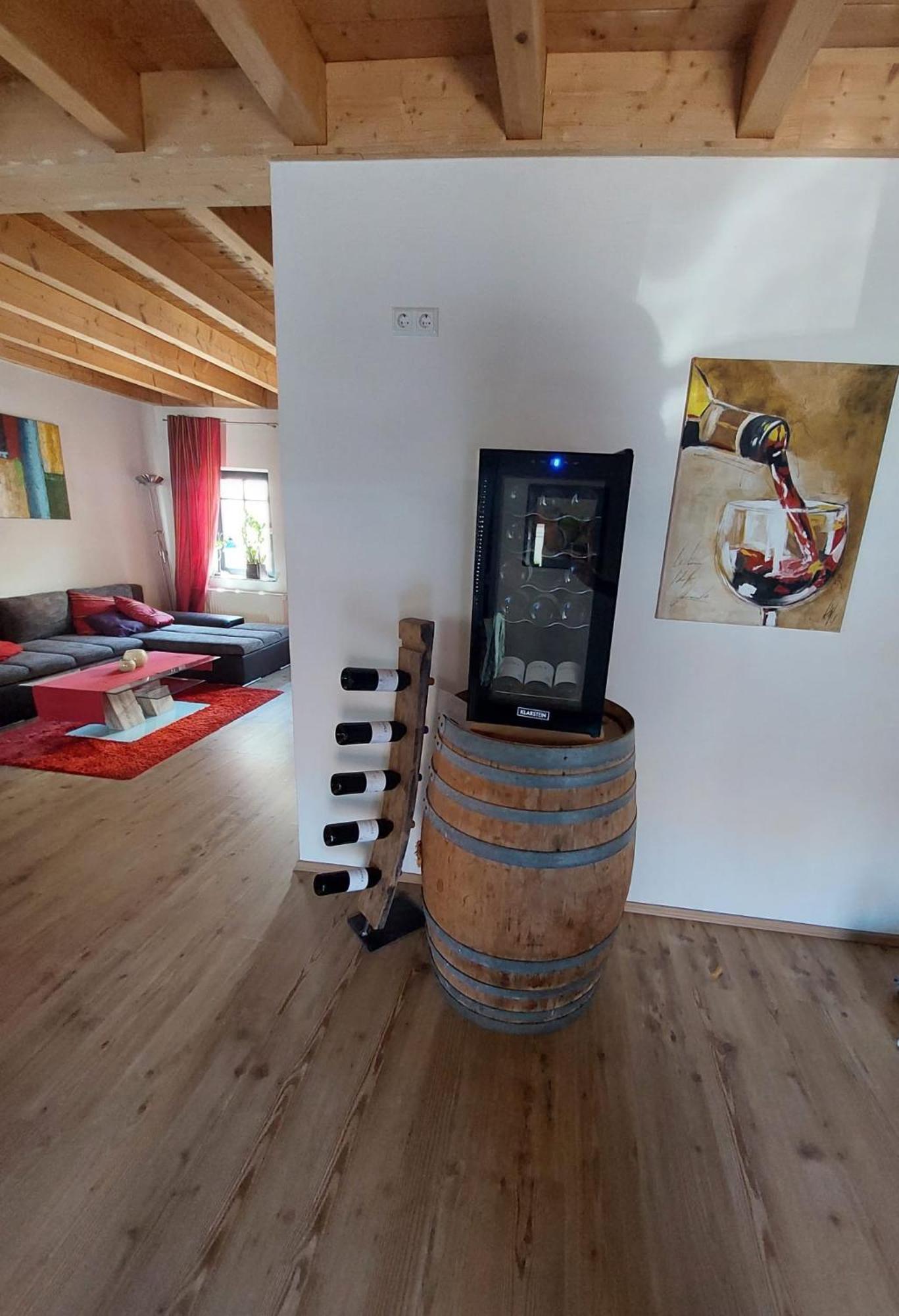Weingut Schunck Apartment Leinsweiler Bagian luar foto