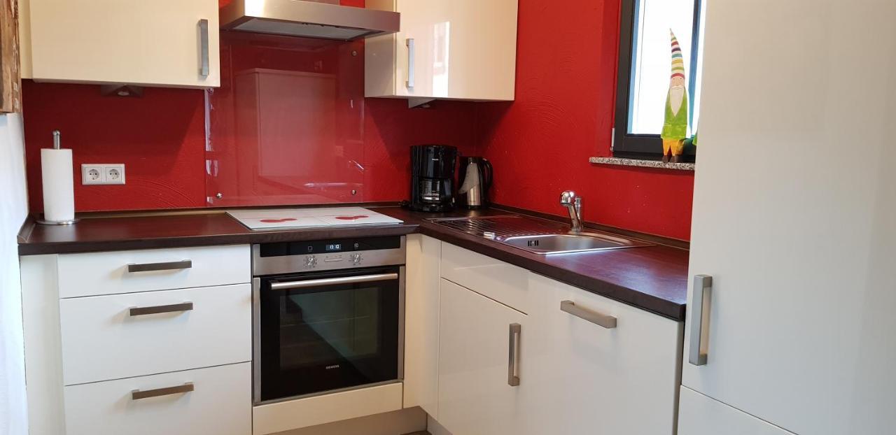 Weingut Schunck Apartment Leinsweiler Bagian luar foto