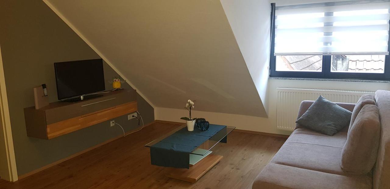 Weingut Schunck Apartment Leinsweiler Bagian luar foto